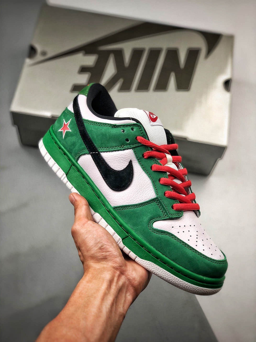 ナイキ DUNK LOW PRO SB ハイネケン